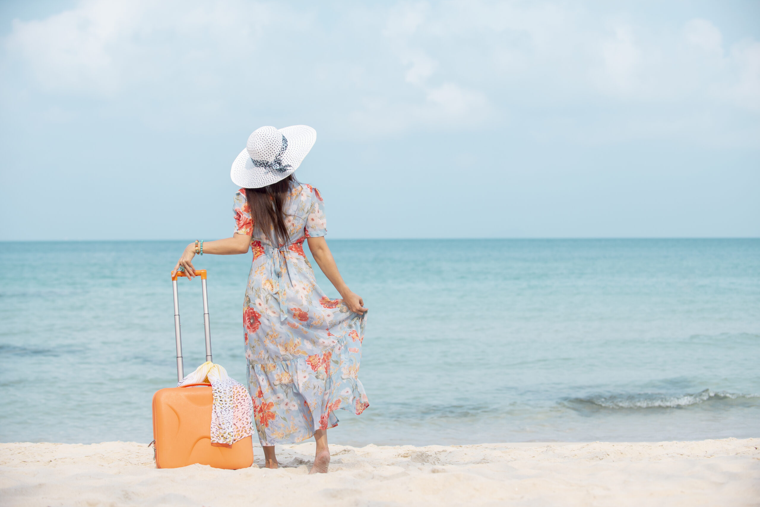 10 REASONS WHY YOU SHOULD TRAVEL SOLO